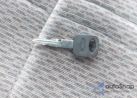 1998 Ford F-150 Standard/Xl/Xlt from USA, damaged, VIN 1FTZF1727WNB99983